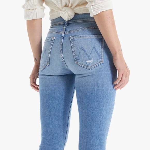 NWT MOTHER Denim The Insider Crop Step Fray Jeans Thrilling Shots - Picture 3 of 10